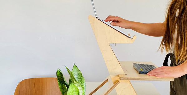 3 Reasons to Use a Standing Desk Converter